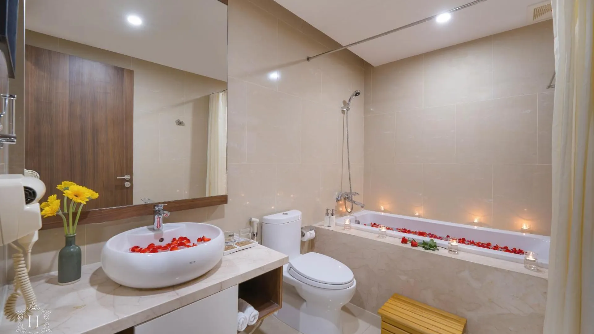 Hadana Boutique Hotel Danang 4*, Da Nang Vietnam